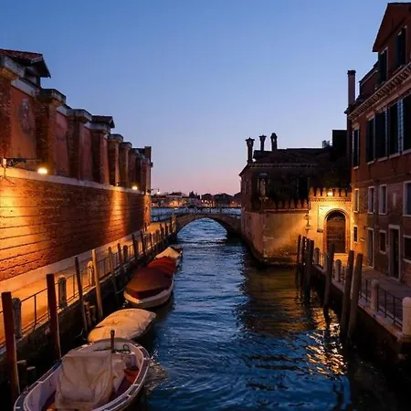 شقة Moretta Square View Historical Center *
